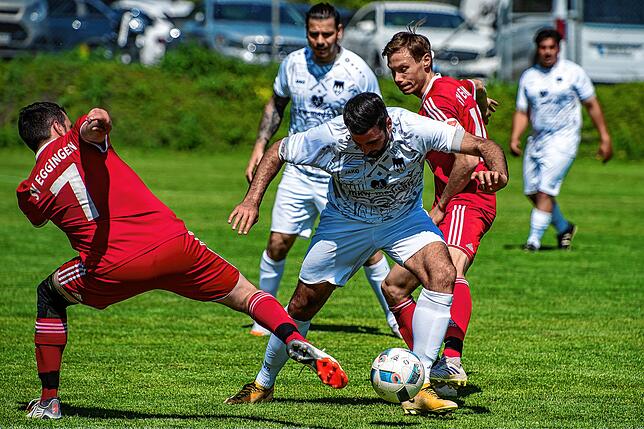 Bild 33: SV Eggingen überrascht mit 2:1-Sieg gegen Spitzenreiter FC Tiengen 08 II &ndash; und wir haben Bilder!