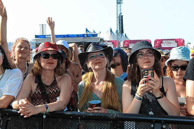 Bild 37: Bilder vom Soutside 2022: So feierten die Fans am Samstag auf den Konzerten