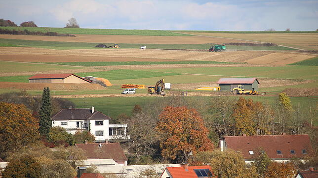 Die Baumaschinen arbeiten bereits an der Erschließung des Baugebietes am Bregenberg. Die Vergabe der Bauplätze soll nun anhand einer ...