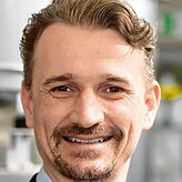 Michael Stipa, Vize-Präsident für Geschäftsentwicklung bei RRPS, sagt, Gasmotoren-Kraftwerke spielen im Umfeld der Energiewende ihre ...