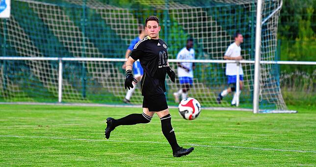 Bild 10: FC Wallbach setzt sich mit 2:0 beim SV Karsau durch &ndash; und wir haben Bilder!