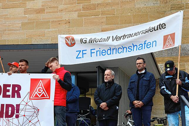 Bild 26: ZF Friedrichshafen: Bilder vom Protestmarsch gegen den Stellenabbau