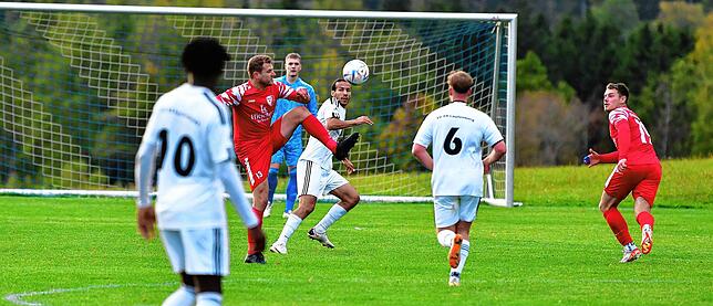 Bild 12: FC Schlüchttal besiegt die U23 des SV 08 Laufenburg mit 4:3 &ndash; und wir haben Bilder!