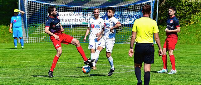 Bild 12: FC Schönau siegt überraschend mit 1:0 beim FC Erzingen &ndash; und wir haben Bilder!