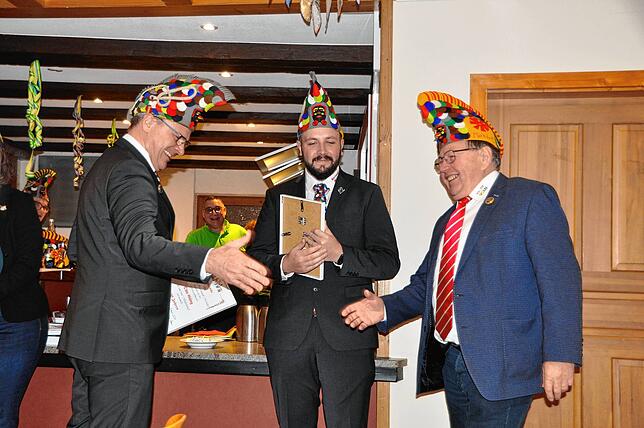 Bild 30: Dreikönigssitzung und Fasneteinschnellen Narrenzunft Markdorf