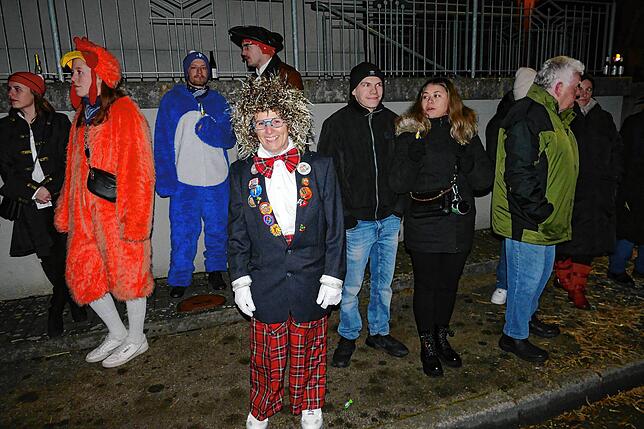 Bild 27: Riedböhringen ist ab sofort in Narrenhand. Nachtumzug eröffnet dreitägiges Narrentreffen.