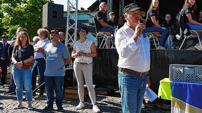 Bild 2: Albbrucker Dorffest: Ausgelassene Stimmung, zahlreiche Besucher und buntes Programm.