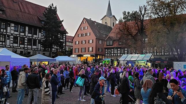 Auf dem Muslenplatz wird zum zweiten Kürbisfest im Stadtbezirk Schwenningen wieder allerhand geboten werden. Bild: Gerhard Vetter