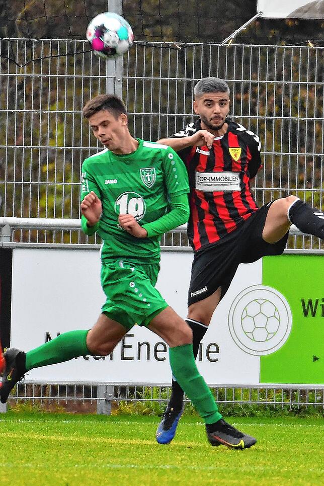 Bild 29: FSV Rheinfelden bleibt mit dem 3:2-Erfolg gegen den FC Freiburg-St. Georgen auch im 13. Saisonspiel unbesiegt &ndash; und wir haben Bilder!