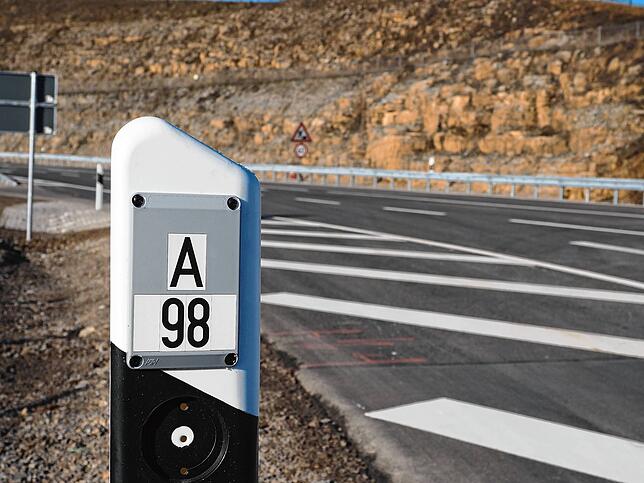 Die A 98 ist nun um 2,8 Kilometer länger.