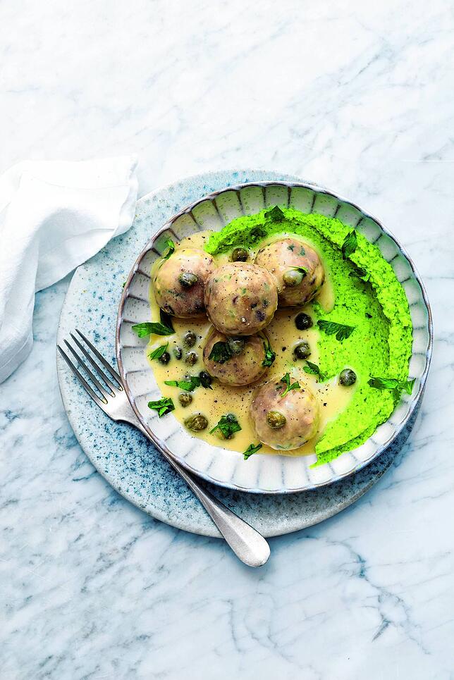 Vegane Königsberger Klopse &ndash; natürlich mit Kapern.