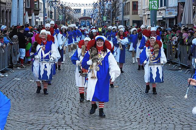 Bild 15: Gänsehautmomente beim Glonki-Umzug am Rosenmontag