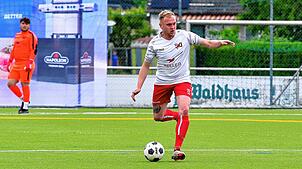 Moral bewiesen: Nach dem 0:4 zur Pause beim FC Schönau gelang Artur Kirschmann – hier ein Archivfoto – der Anschlusstreffer für den SV ...