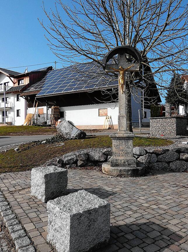 Seit einer Gemeinschaftsaktion von Unteralpfener Bürgern die Anlage um das Schlattkreuz erneuert wurde, ist dieses Ziel kirchlicher ...