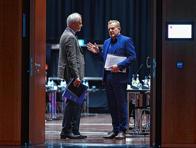 Peer-Michael Dick (links), der Geschäftsführer von Südwestmetall und Roman Zitzelsberger kennen und schätzen sich durch viele ...