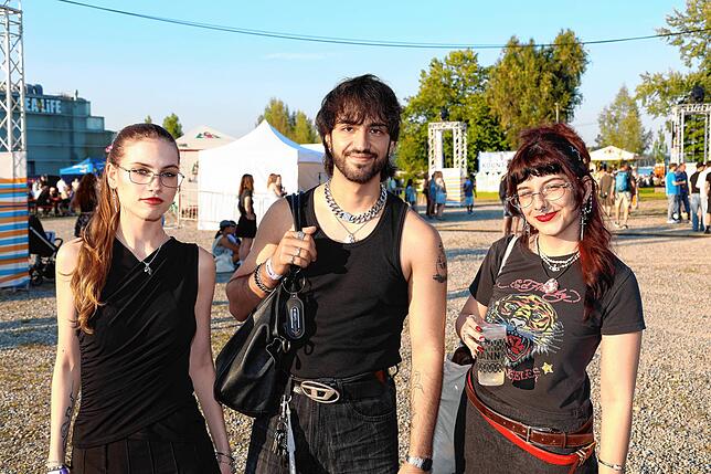 Bild 17: Die Stimmung am Bodensee ist bestens! So feiert Konstanz beim Seenachtfest 2025