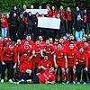 Souveräner Meister: Der SV Eggingen holte sich vorzeitig den Titel in der Kreisliga B-4. Das erfolgreiche Team bilden (von links) Jens ...