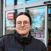 Ainoa Garcia benutzt die Selbstbedienungskassen häufig: Besonders schätzt sie, dass das Bezahlen des Einkaufs häufiger schneller abläuft ...