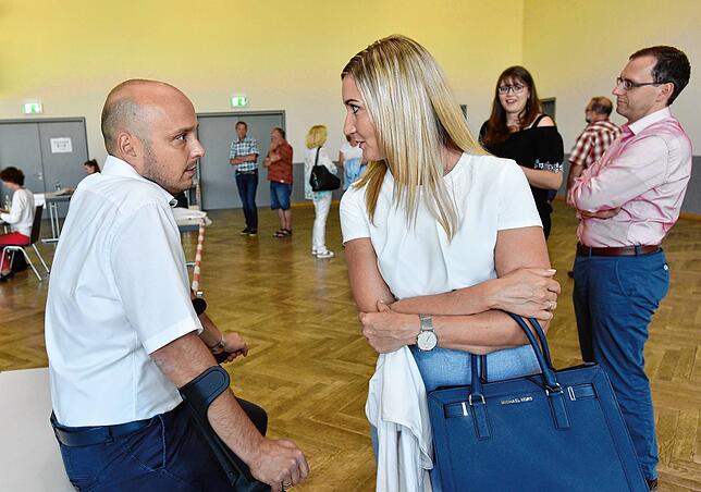 Bild 1: Bilder der Immendinger Bürgermeisterwahl
