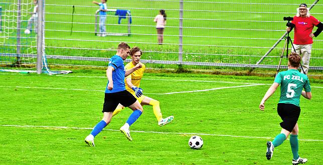 Bild 10: SG Mettingen/Krenkingen besiegt FC Zell mit 6:0 – und wir haben Bilder!