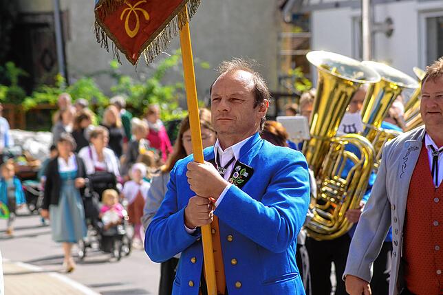 Bild 13: 100 Jahre Musikverein Zoznegg: Bilder vom Jubiläumsumzug