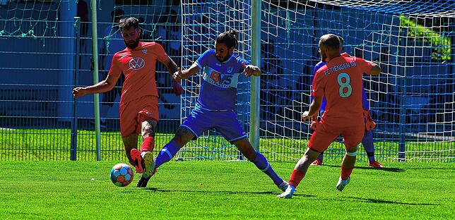 Bild 13: FC Erzingen fegt den FC Tiengen 08 mit 8:1 vom Platz &ndash; und wir haben Bilder!