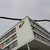 Das Schwarzwald-Baar Klinikum in Villingen-Schwenningen 40 Meter misst der Stahlstab auf dem Dach des Zentralklinikums, ein Werk des ...