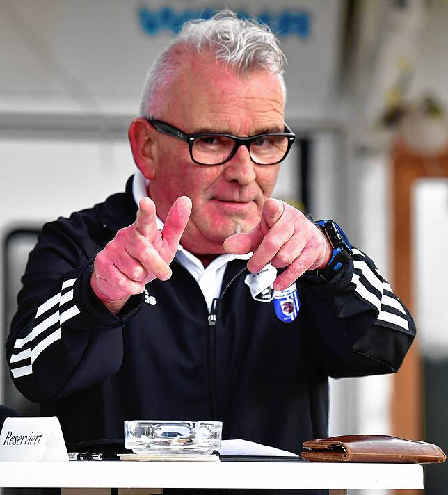 Beliebt: Stadionsprecher Uli Meier „lebte“ die SG FC Wehr/Brennet – und „bekommt beim FC Wehr gern einen Vertrag auf Lebenszeit“, so ...