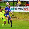Viele Zweikämpfe sahen die Zuschauer bei der Landesliga-Auftaktpartie auf der Mettnau.