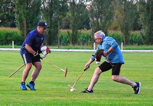 Das Duell: Wolfgang Hansel (links) gegen Guido Wolf.