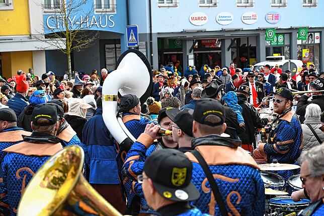 Bild 19: Die schönsten Bilder vom Narrenumzug in Tiengen &ndash; Teil 1