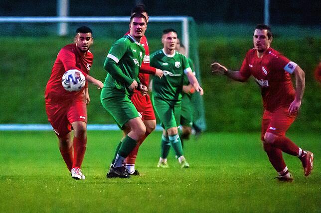 Bild 15: SV Rheintal besiegt den FC Bergalingen mit 2:0 &ndash; und wir haben Bilder!