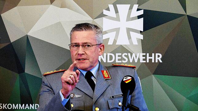 Generalleutnant Andre Bodemann, Befehlshaber Territoriales Führungskommando der Bundeswehr, spricht über den Operationsplan Deutschland ...