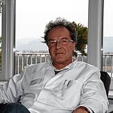 Olaf Boettcher, im Bild in seiner Praxis in Laufenburg, leitet die Fieberambulanz in Waldshut.