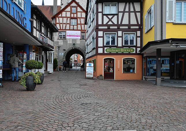 Neu verfugt werden muss auch das Pflaster im unteren Teil der Marktstraße.