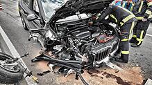Dies ist eines der beiden Fahrzeuge, das am Montagmorgen, 31. März, auf der B33 in Fahrtrichtung Konstanz in einen Unfall verwickelt war.