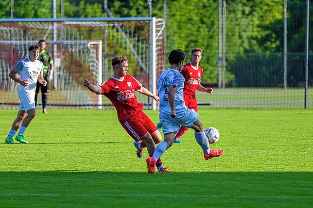 Bild 31: SV Eggingen und TuS Stetten II trennen sich 2:2 im ersten Abstiegsspiel – und wir haben Fotos!
