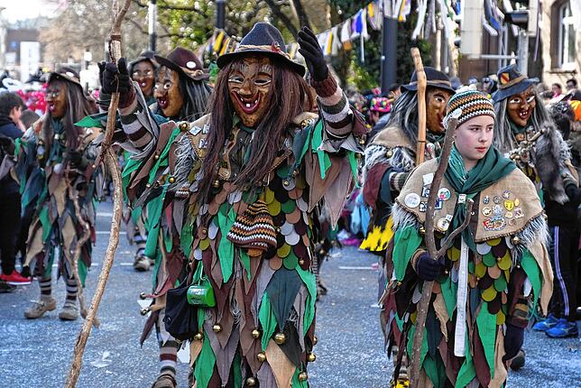Bild 39: Bilder vom großen Fasnet Samschdig-Umzug der Poppele-Zunft (2)