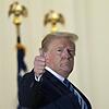 US-Präsident Trump ist nach seinem Aufenthalt im Krankenhaus ins Weiße Haus zurückgekehrt.