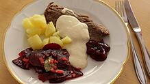Appetitlich: Badisches Hochzeitsessen mit Brühkartoffeln und Rote-Bete-Salat.