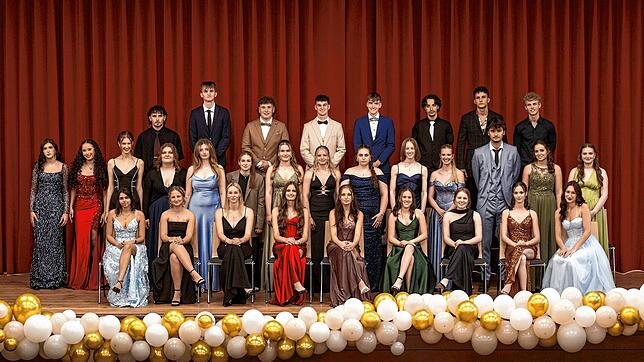Für die Schülerinnen und Schüler des Abiturjahrgangs 2025 am Schwarzwald-Gymnasium Triberg beginnt nach dem Abiball in Hornberg ein ...
