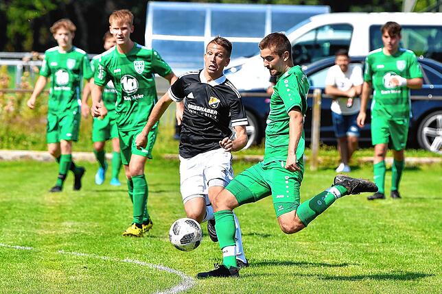 Bild 5: Abschlussschwacher SV 08 Laufenburg muss sich mit Punkt beim FC Freiburg-St. Georgen begnügen &ndash; und wir haben Bilder!