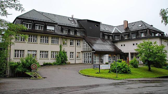 Das MVZ ist im Untergeschoss des Krankenhaus Loreto Stühlingen eingerichtet uns ist eine von zwei Arztpraxen in Stühlingen mit den ...