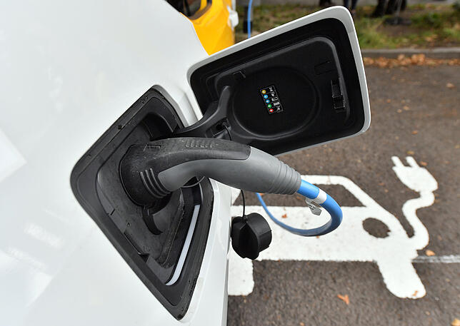 Wenn die Strompreise sinken, wäre das nach Ansicht Unterstellers auch ein weiterer Anreiz, sich ein Elektro-Auto anzuschaffen.