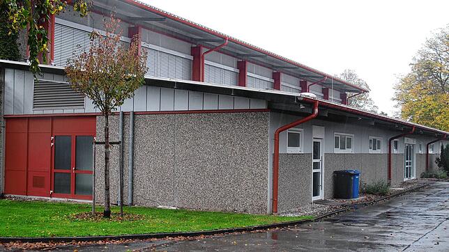 Der Steißlinger Gemeinderat hat die Seeblickhalle als eine Möglichkeit der Flüchtlingsunterbringung angeboten. Der Kreis will nur im ...