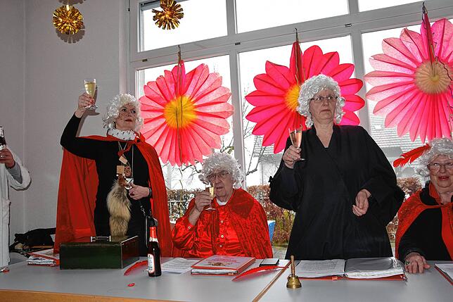 Bild 1: Bilder vom Hochwohllöblichen Narrengericht Weilheim