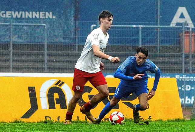 Bild 3: Starker Kampf bleibt unbelohnt – die besten Bilder vom Spiel des SC Pfullendorf gegen Denzlingen!