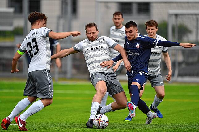 Bild 35: TuS Efringen-Kirchen erkämpft sich ein 3:3 gegen den VfB Waldshut &ndash; und wir haben Bilder!