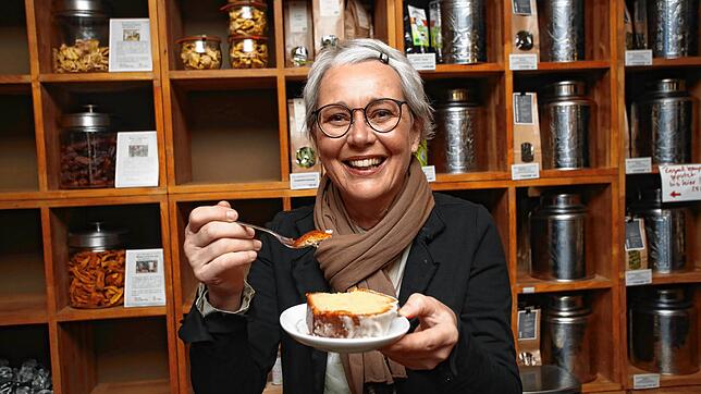 Mit ihrem veganisierten Zitronenkuchen hat Martina Vogl vom Voglhaus den zweiten Platz beim WeltverbEsserer-Wettbewerb gewonnen. ...