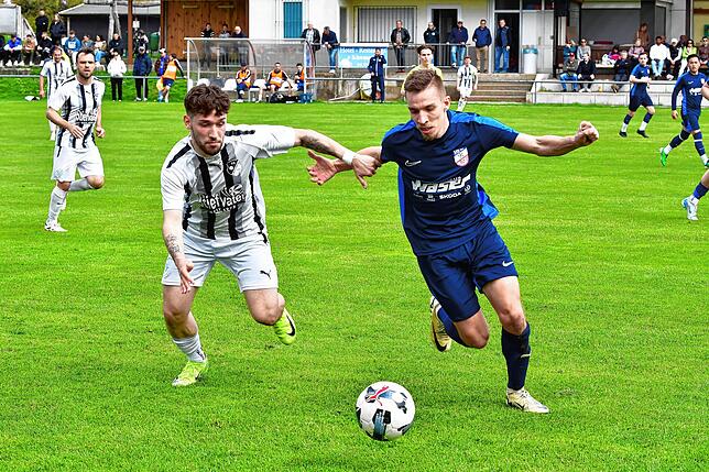 Bild 30: FC Wittlingen setzt sich mit 3:1 gegen VfB Waldshut durch – und wir haben Fotos!